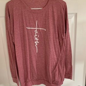 Faith long sleeve shirt